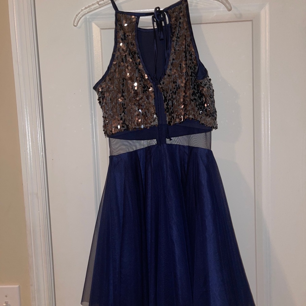 Dress - Picture 2 of 2